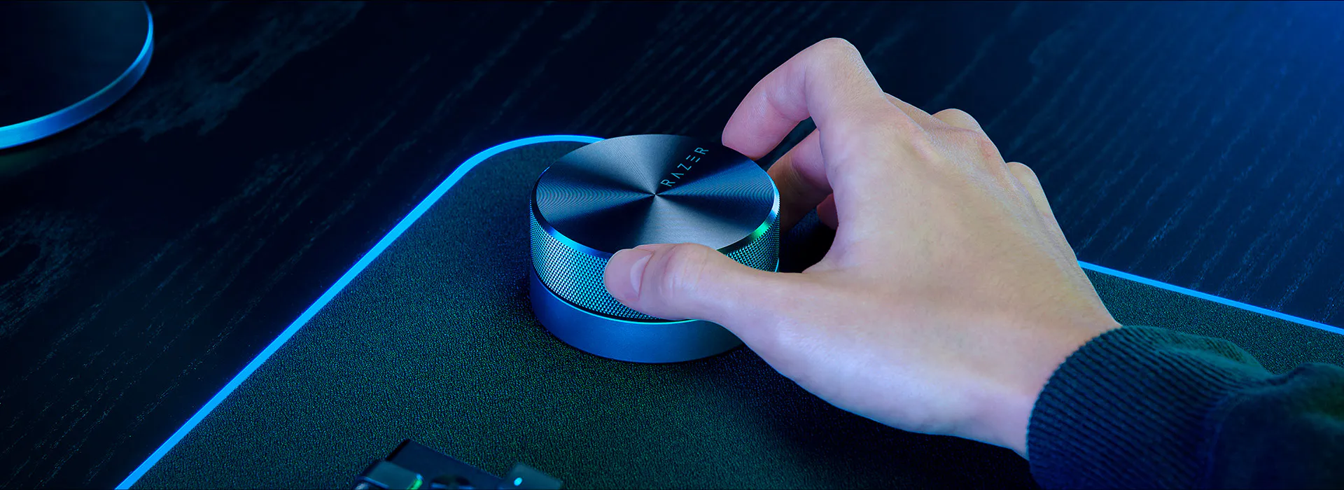 Razer Nommo V2 X product photo